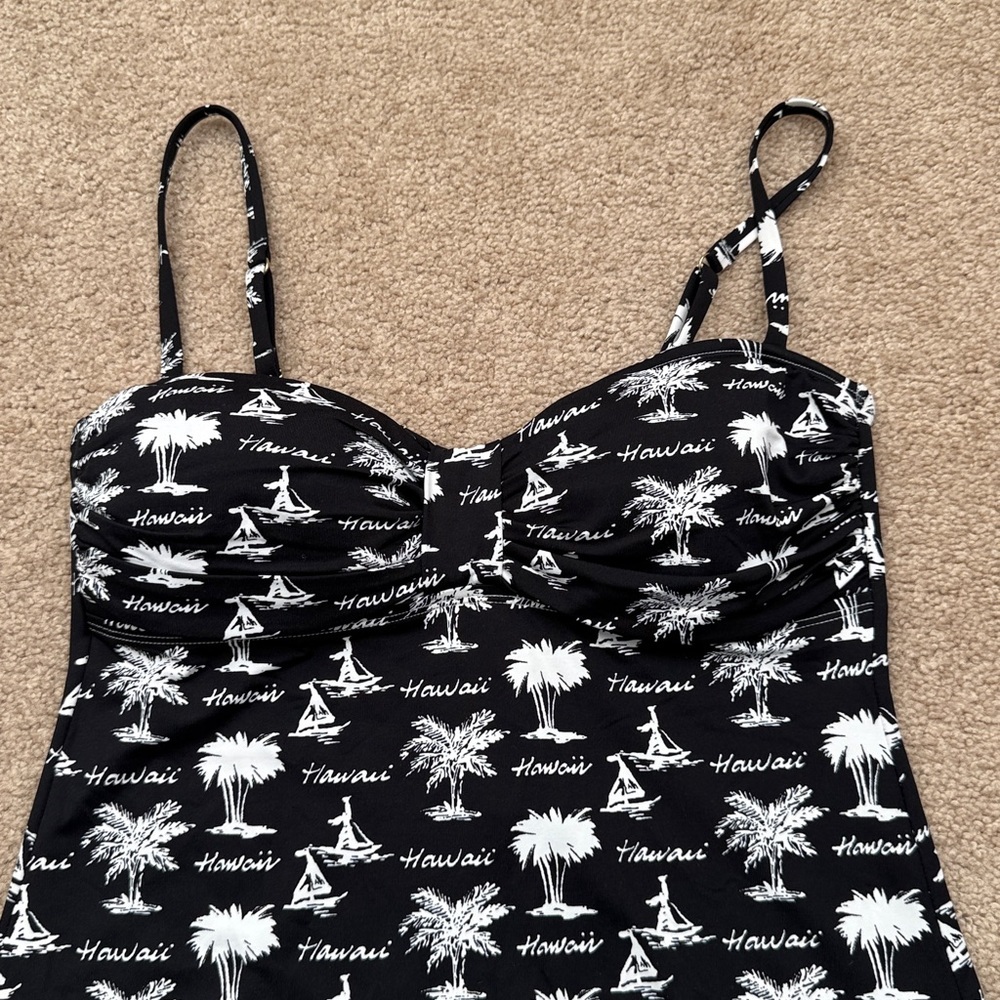 NWT Tommy Bahama Hawaii Palm Tree Print Black White Spa Swim Dress Size Small - Picture 2 of 7